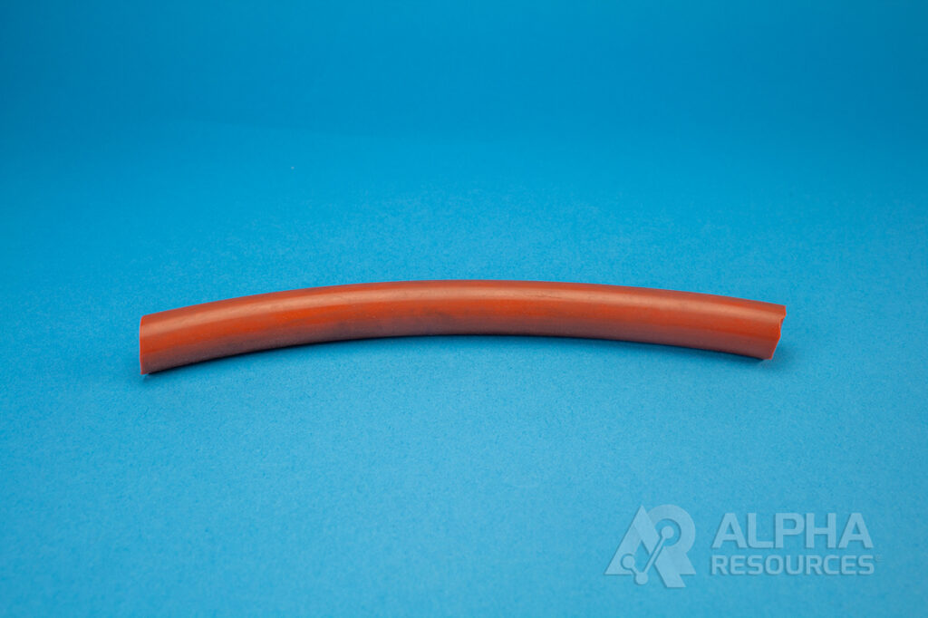 Red Silicone Tubing, ID: 3/8″, L: 9″ – 9IN
