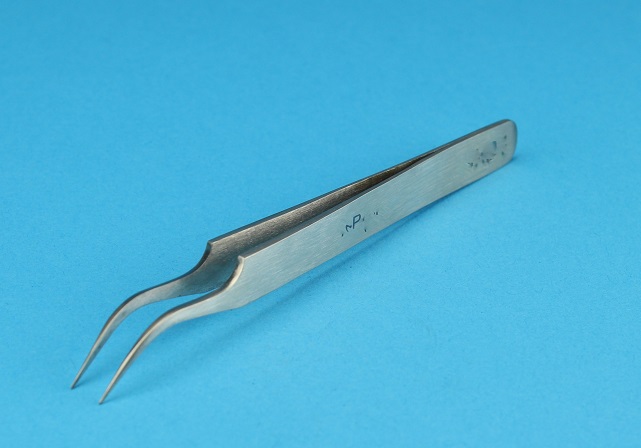 Tweezers, Stainless Steel, Curved Point, 4.5 ” Length – EA